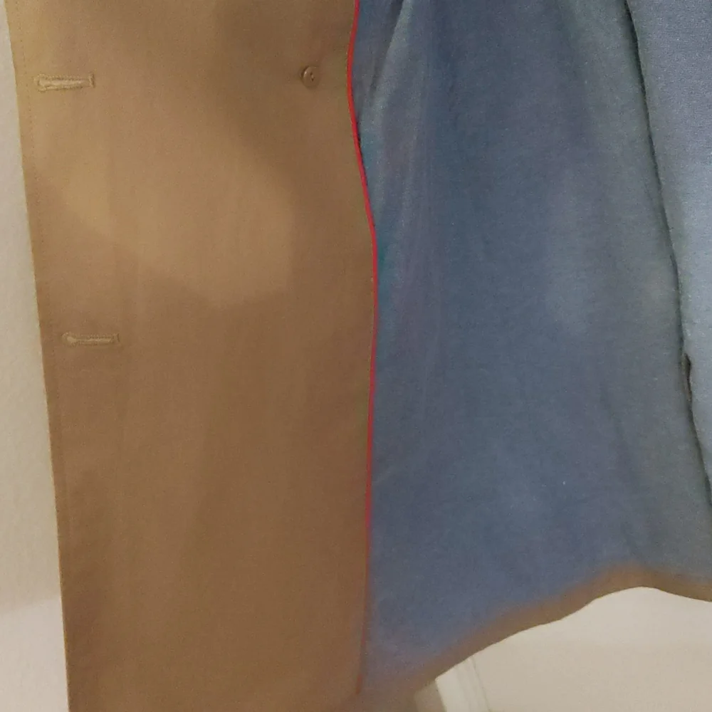 Classic Tommy Hilfiger Double-breasted Trench w/ Hood, Belt,& Pockets sz XS, Tan - Picture 11 of 14